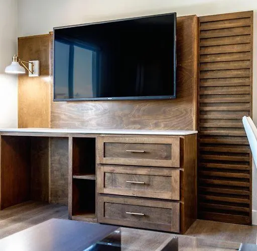 Homestay Suites - Studios&Spas